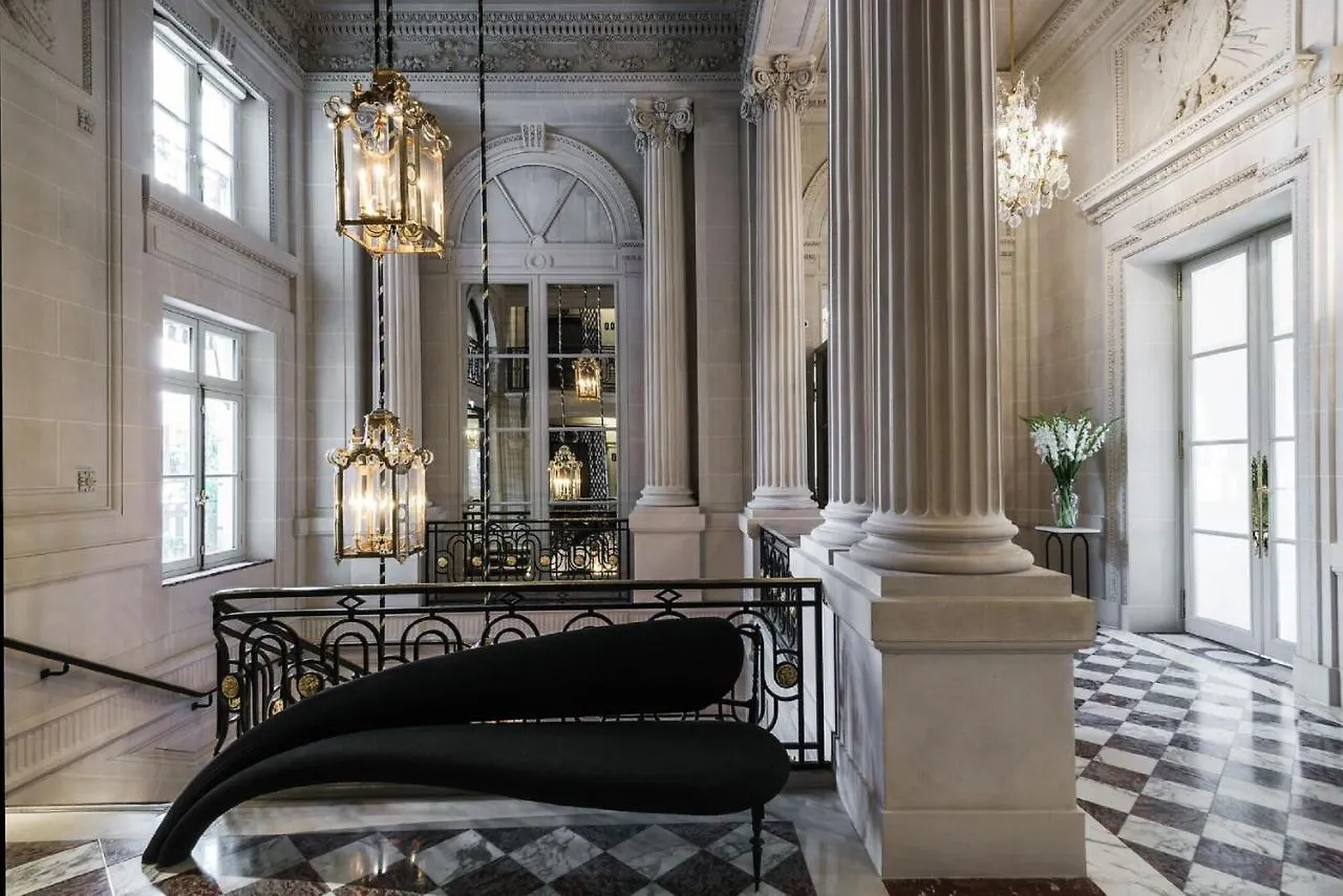 *****  Hotel de Crillon París Francia